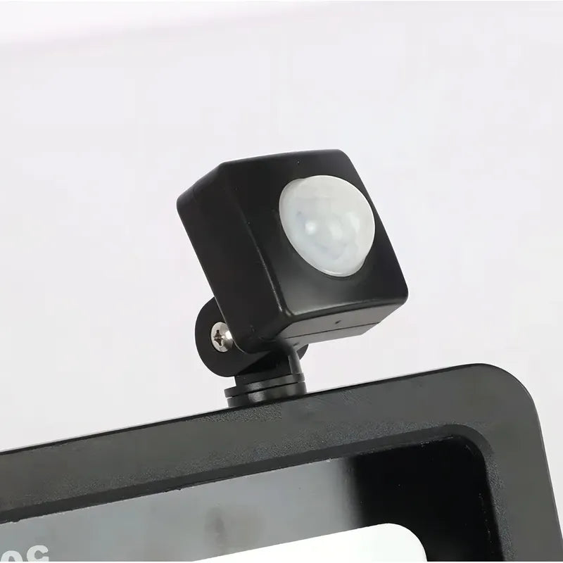 Reflector Led Irm Para Exterior Con Sensor De Movimiento, Ip65 Y Luz Fría