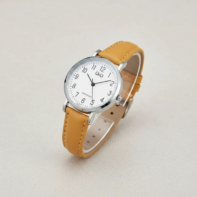 Reloj Q&q Mujer Y Niña C66a-012py Caqui Plateado Blanco