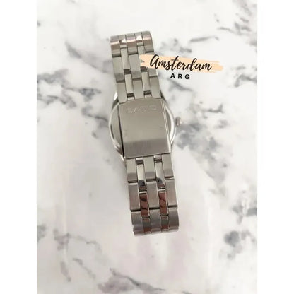 Reloj Casio Mtp-1335d Para Hombre Con Correa De Acero Plateado Y Fondo Azul
