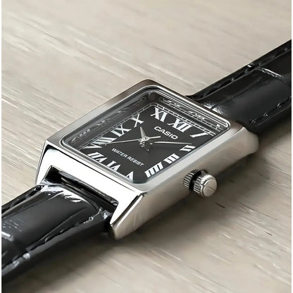 Reloj Casio Dama Correa Piel Genuina Ltp-v007l-1bu Negro Plateado