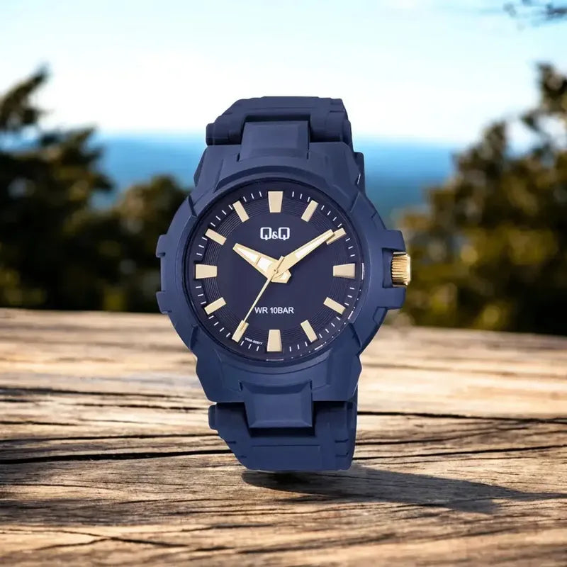 Reloj Q&q Azul Resistente Al Agua Con Detalles Dorados Azul Azul Azul