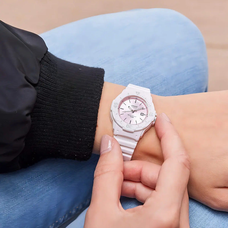 Casio Reloj Lrw-200h Casio Mujer Adultos (cód: 23720447) Blanco