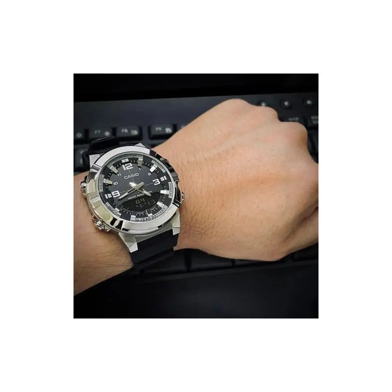 Reloj Casio Hombre Amw-870-1av Con Correa Negra Y Bisel Plateado Negro