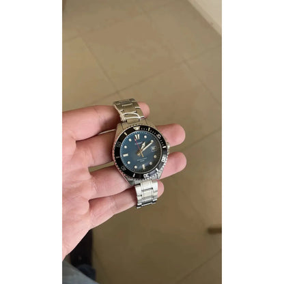Reloj Casio Para Hombre Con Correa Plateada Y Fondo Azul Plateado