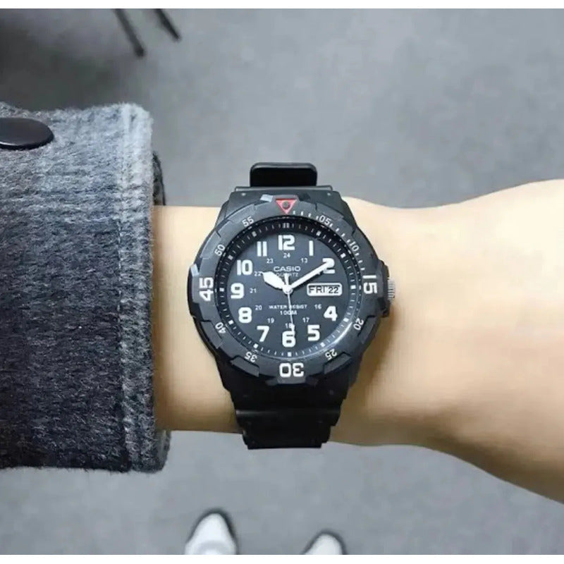 Reloj Casio De Hombre Mrw-200h Deportivo Sumergible 100m Negro Azul