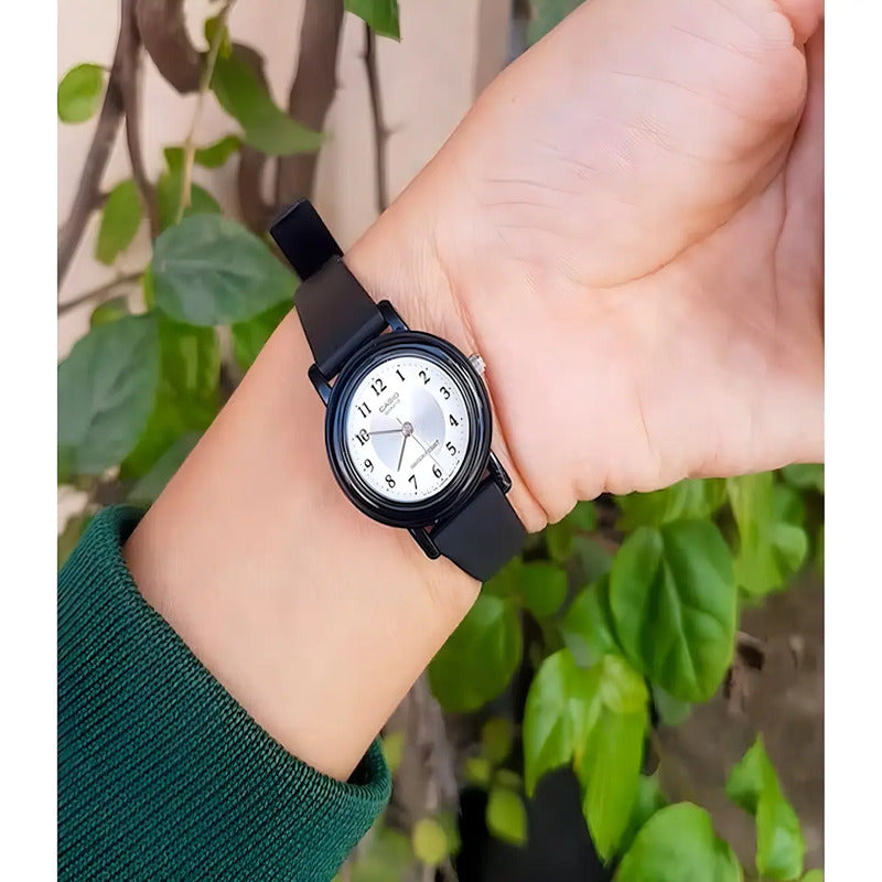 Casio Lq-139a-7b3 Lq-139a-7b3 Mujer (cód: 22383845) Negro Blanco