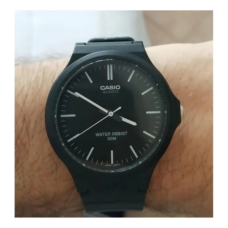 Reloj Pulsera Casio Mw-240-1ev Con Correa De Resina Color Negro