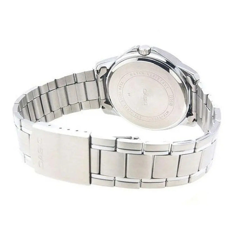 Reloj Pulsera Casio Mtp-v004d-7b Con Correa De Acero Inoxidable Color Plata - Fondo Blanco