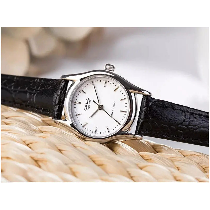 Casio Casio Ltp-1094e-7a Mujer (cód: 21713821) Negro Blanco