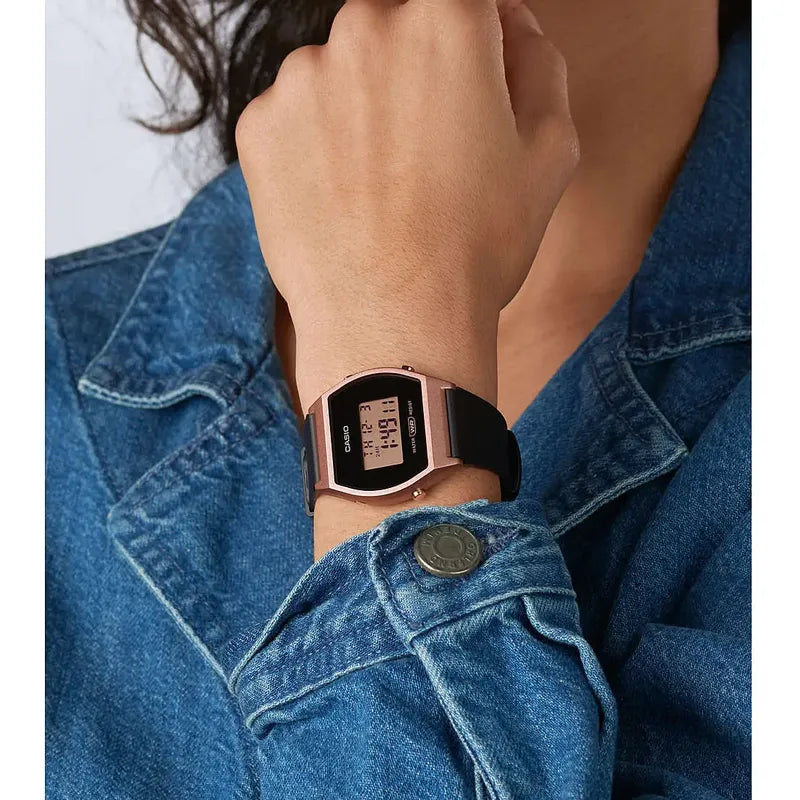 Casio Lw-204-1a Digital Negro Bisel Rosa