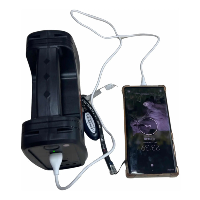 Kit Emergencia Solar Tres Ampolletas + Panel Cargado Celular Negro
