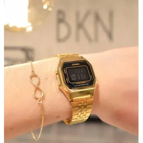 Reloj Casio Digital Mujer La-680wga-1b Dorado Negro