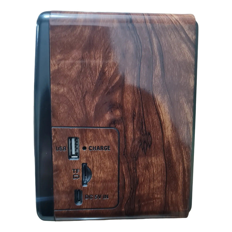 Radio 3 Bandas Rercargable Usb Y Tipo C Marrón