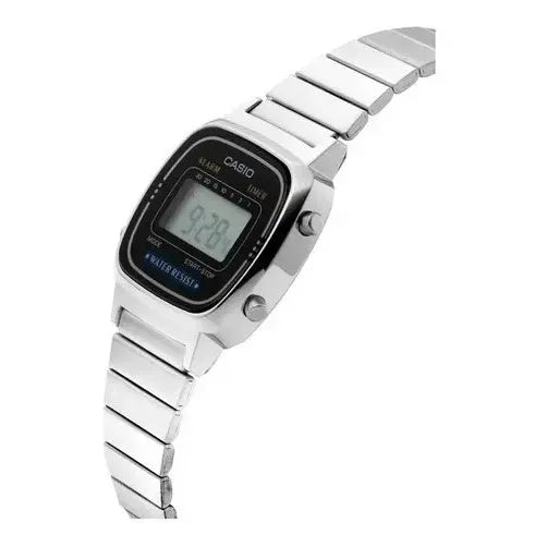 Reloj Casio La-670wd-1d Digital Para Mujer, Con Correa De Acero Inoxidable Plateado Negro
