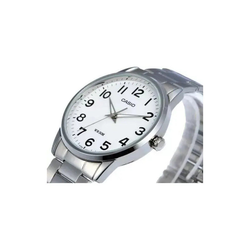 Reloj Casio Mtp-1303d De Cuarzo Para Hombre Con Correa De Acero Inoxidable Plateada Plateado Blanco