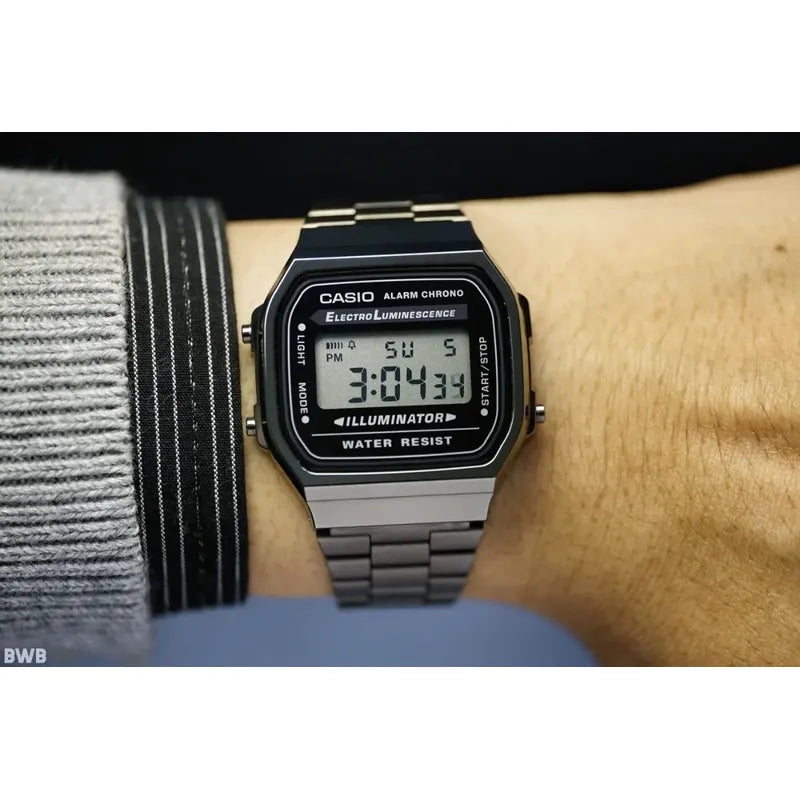 Reloj Pulsera Digital Casio A-168wgg-1a Con Correa De Acero Inoxidable Color Plateado - Fondo Gris/negro