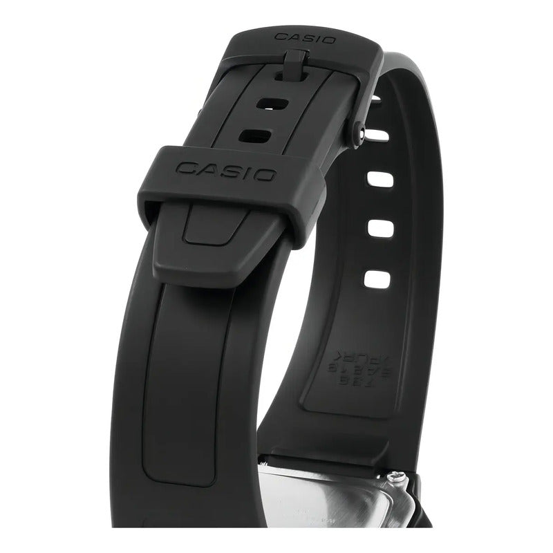 Reloj Pulsera Casio Digital Con Correa De Resina Color Negro - Fondo Blanco