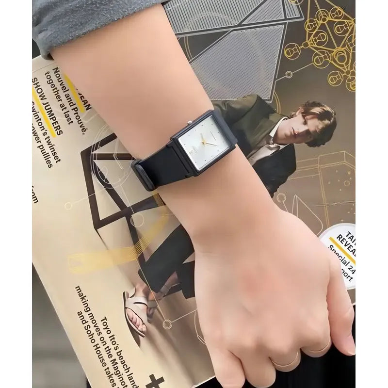 Reloj Casio Mq-38-2a Analógico Con Carátula Azul Y Correa Negra Negro