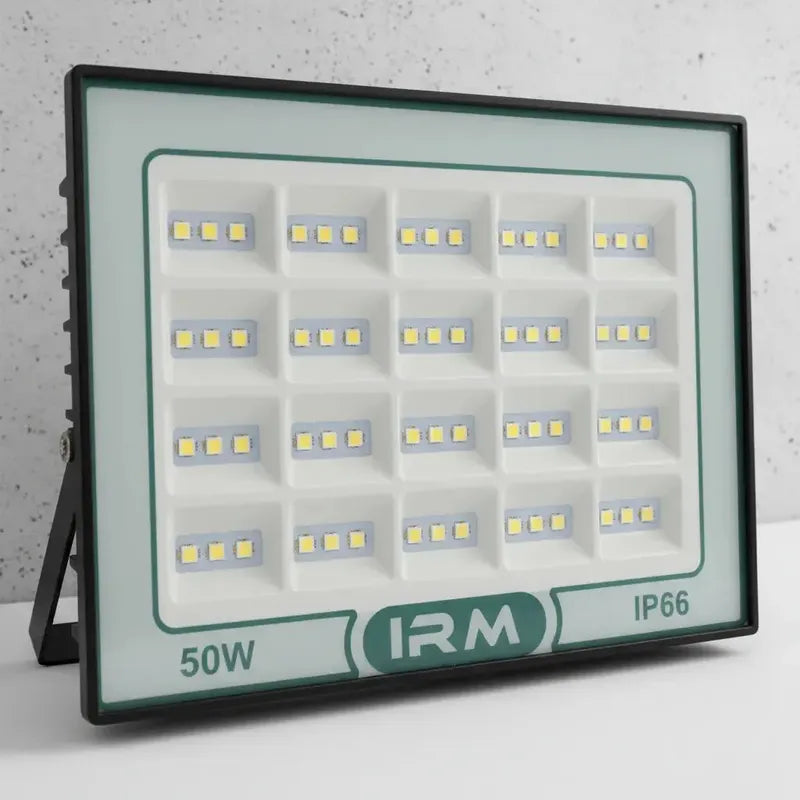Reflector Proyector Luz Led 50w Ip66 Negro Blanco Frío