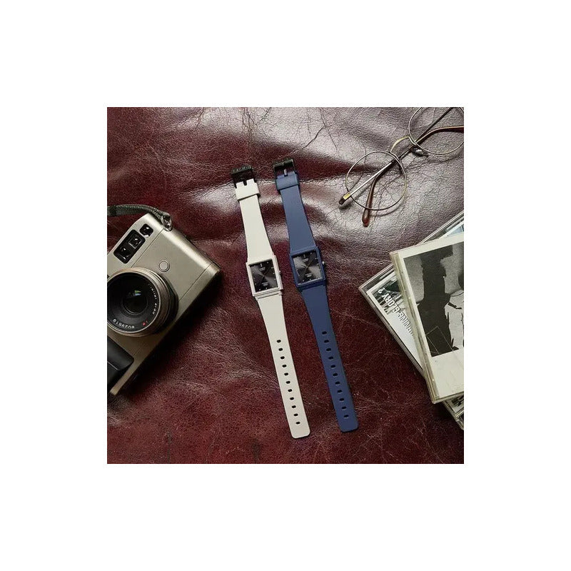 Reloj Casio Analógico Cuarzo Con Correa De Resina Azul Y Fondo Negro