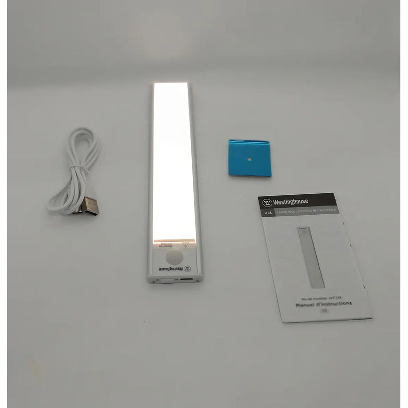 Linterna Con Sensor Westinghouse Recargable De 110 Lumen Plateado