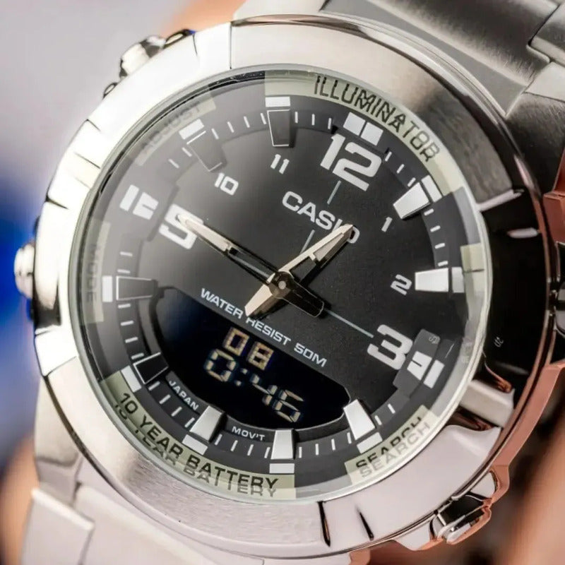Reloj Casio Hombre Modelo Amw-870da Sumergible Malla Plateado Bisel Plateado Fondo Negro