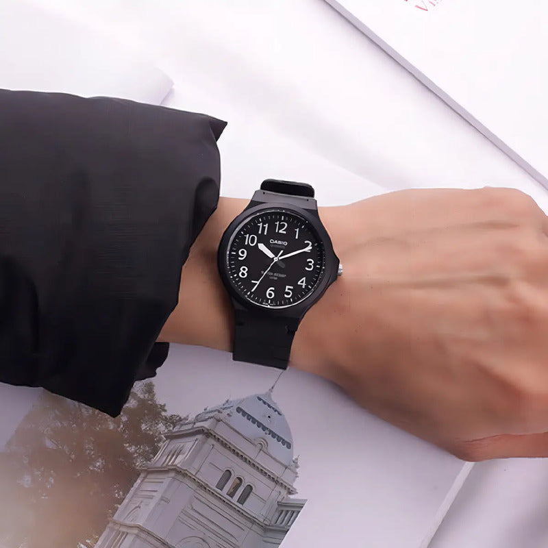 Reloj Casio Analógico Para Hombre Mw-240-1b Con Correa Negra Negro