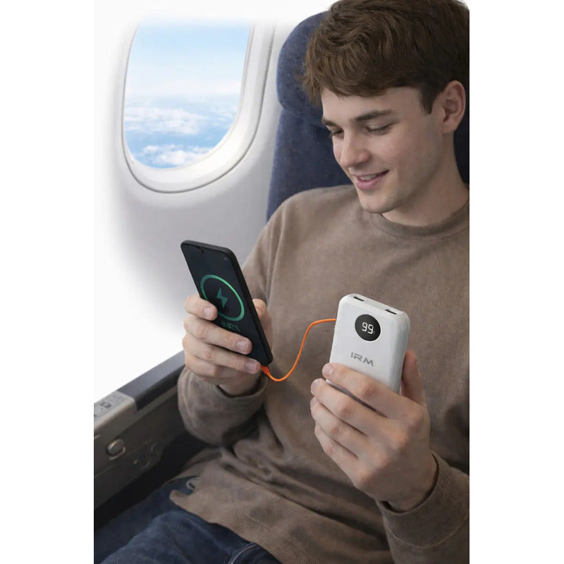 Power Bank Irm Ir49 De 10000 Mah Con Carga Rápida Y Cables Integrados Para iPhone Y Android Blanco