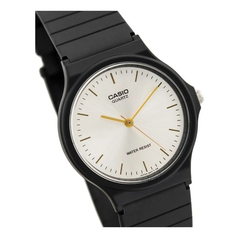 Reloj Pulsera Casio Mq-24 Con Correa De Resina Color Negro - Fondo Blanco