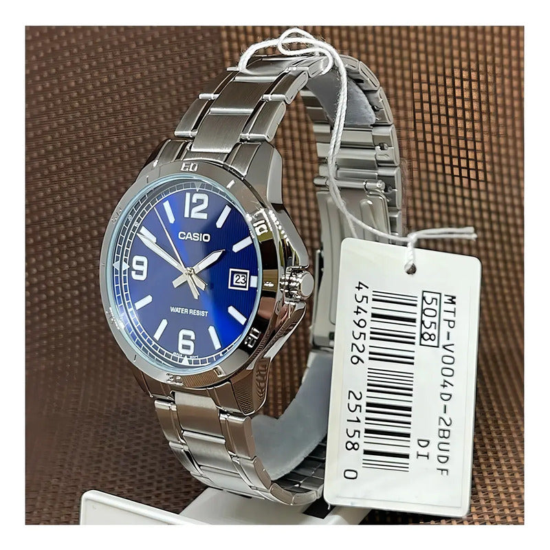 Reloj Pulsera Casio Mtp-v004d-2b Con Correa De Acero Inoxidable Color Plateado Fondo Azul