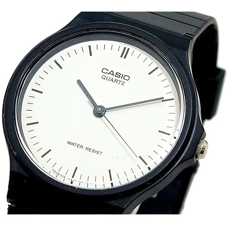Reloj Casio Mq-24-7e Analógico De Resina Con Malla Negra Negro Blanco