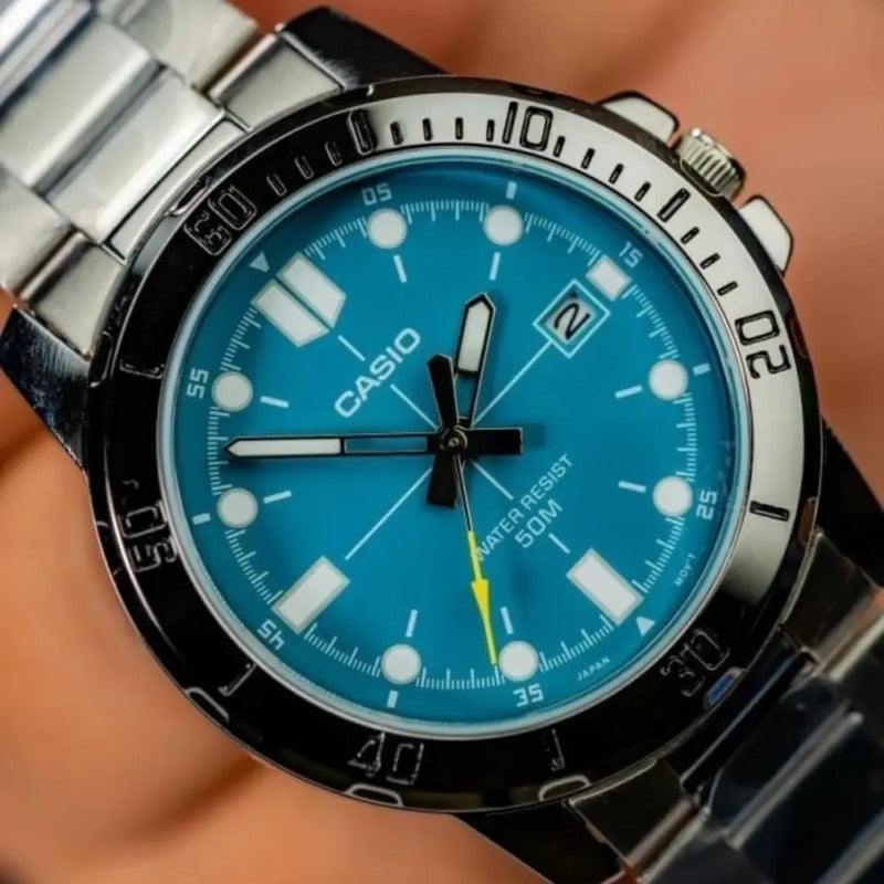 Reloj Casio Mtp-vd01d-3e2 Para Hombre, De Acero Inoxidable Y Bisel Azul Plateado