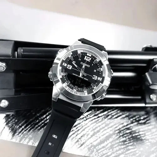 Reloj Casio Hombre Amw-870-1av Con Correa Negra Y Bisel Plateado Negro